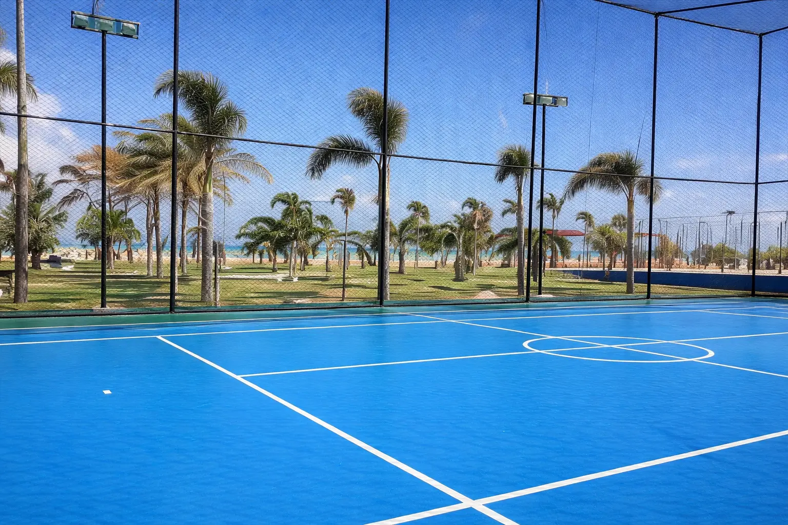 Redes esportivas para quadras de beach tennis, futebol e vôlei
